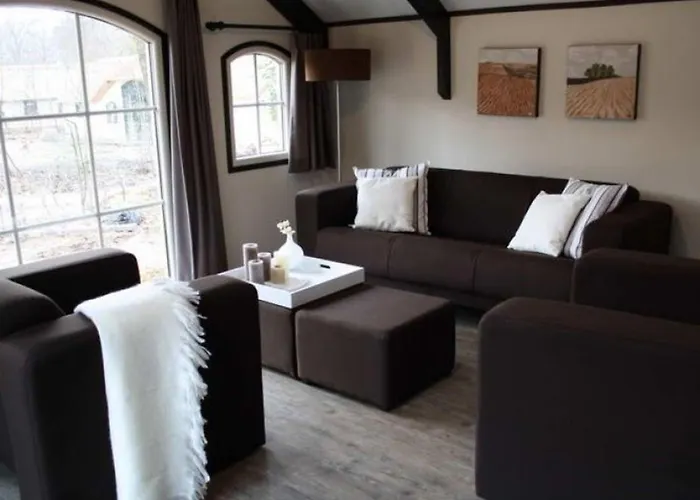 Villa Heivlinder 42p *